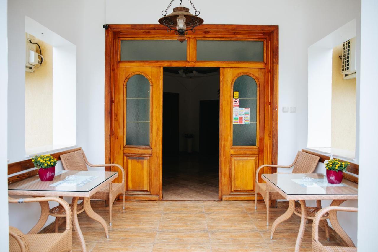 Pensiunea Casa Cristal Targu Jiu Luaran gambar