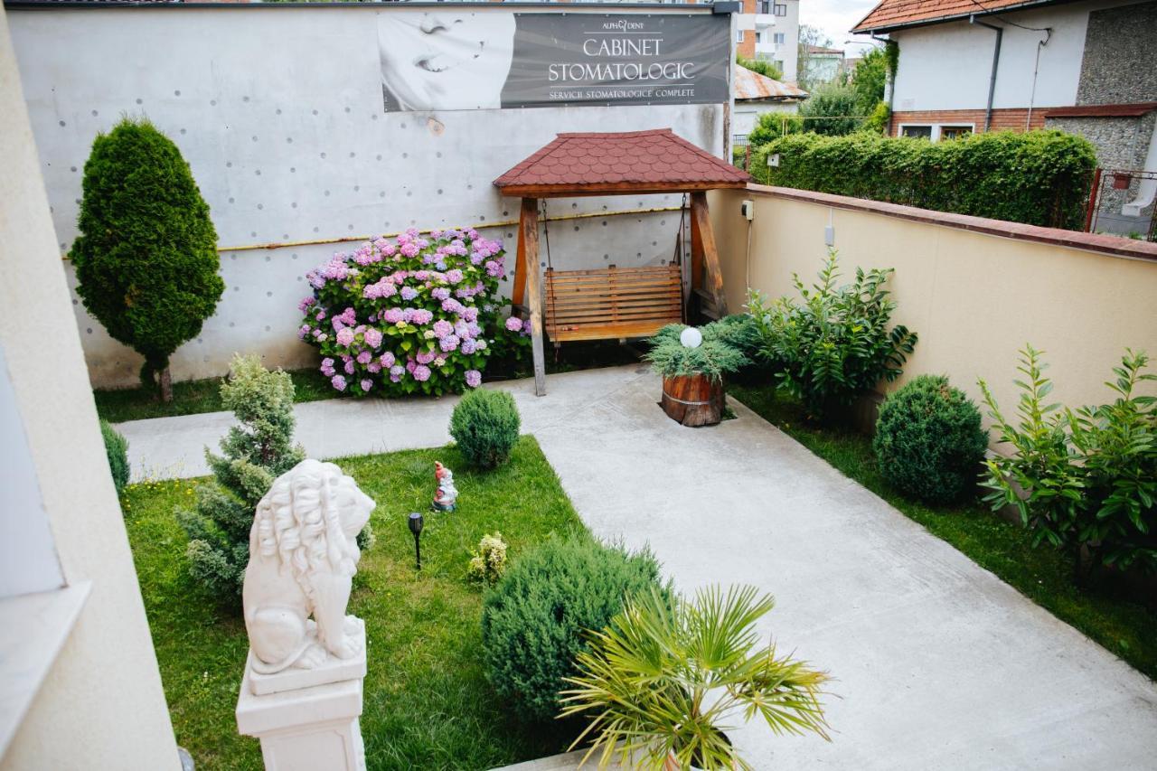 Pensiunea Casa Cristal Targu Jiu Luaran gambar