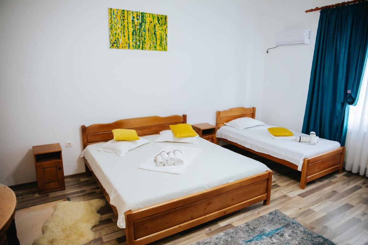 Pensiunea Casa Cristal Targu Jiu Luaran gambar