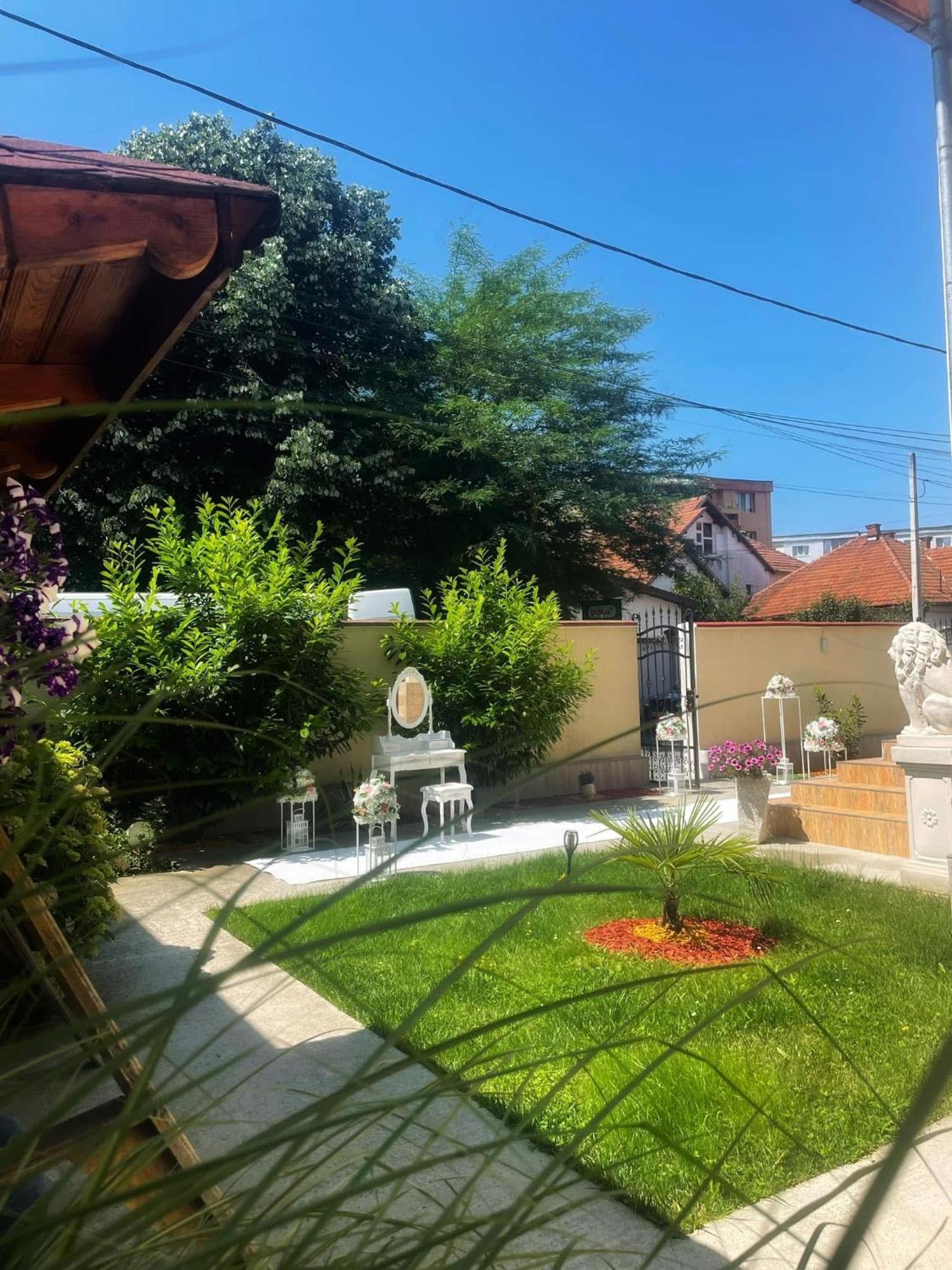 Pensiunea Casa Cristal Targu Jiu Luaran gambar